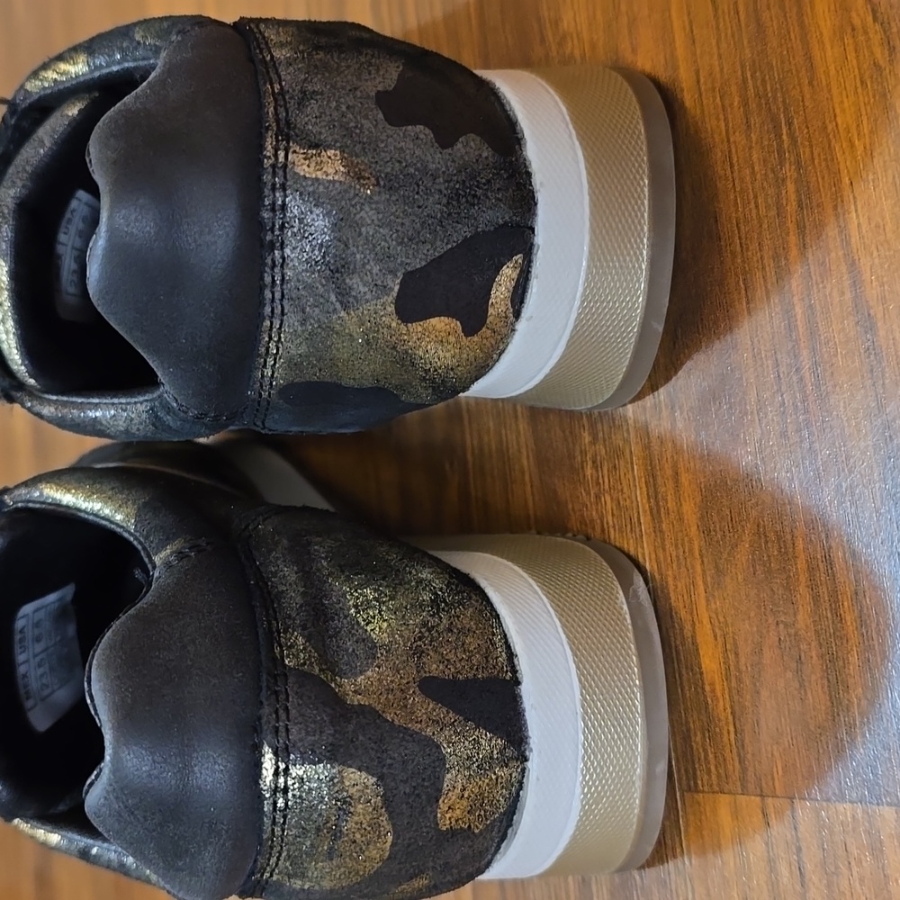 Cofi Holly Leather Metallic Camo Fashion Sneakers View 5